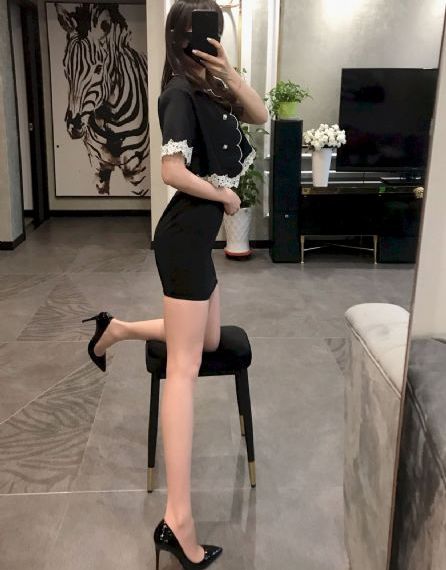 穿着鞋子的贝壳马塞尔