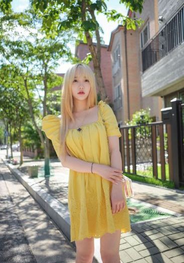 爱上美女主播