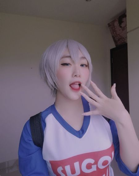 女子迪士尼上厕所超时崩溃大哭