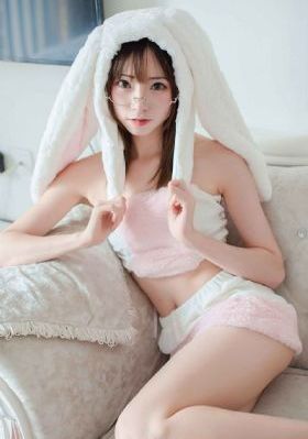 斗艳