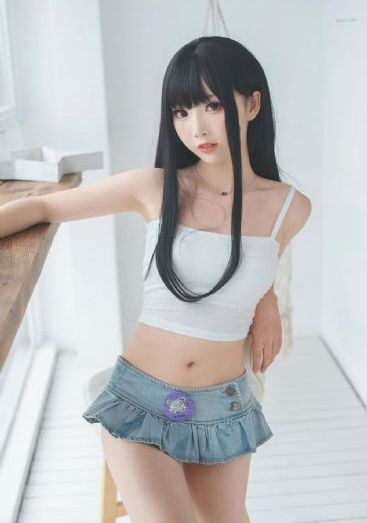 戴手铐的旅客